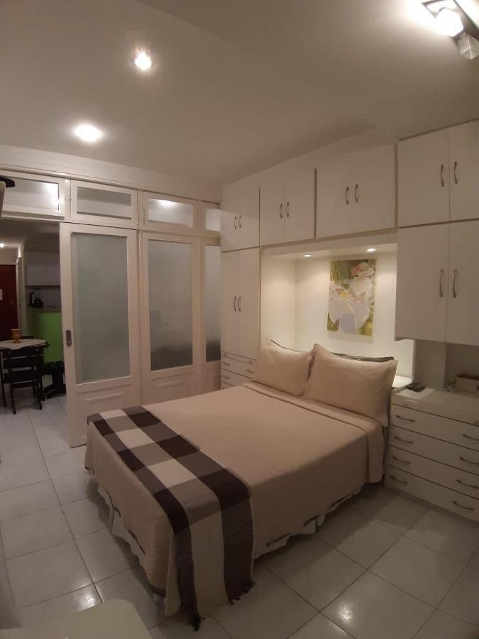 Copacabana, 1 Quarto Vista Mar Confortavel 100M Da Praia Rio de Janeiro Exterior photo